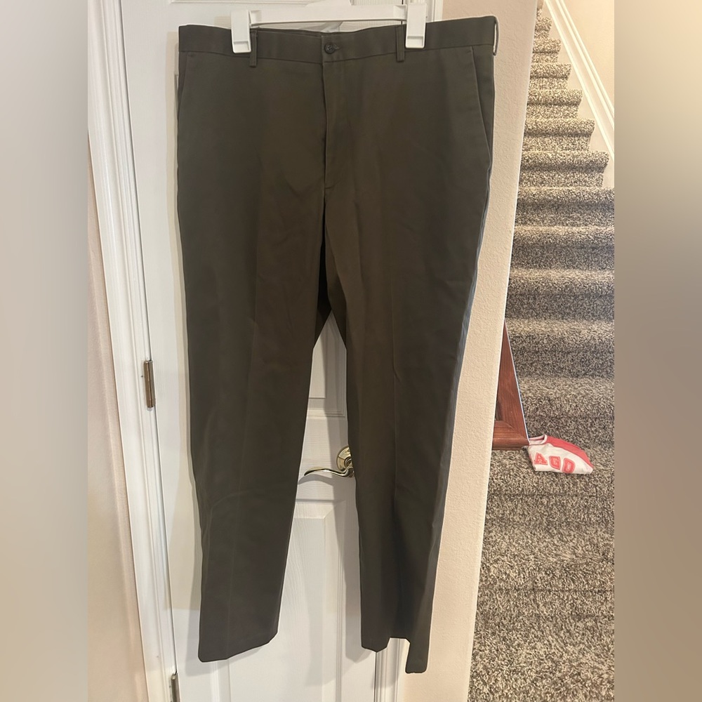 Men’s dress pants